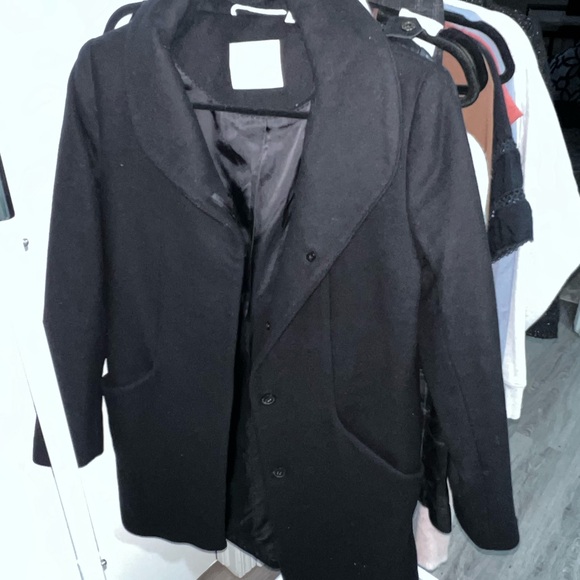 Aritzia Cocoon Coat size Small black - Picture 3 of 5